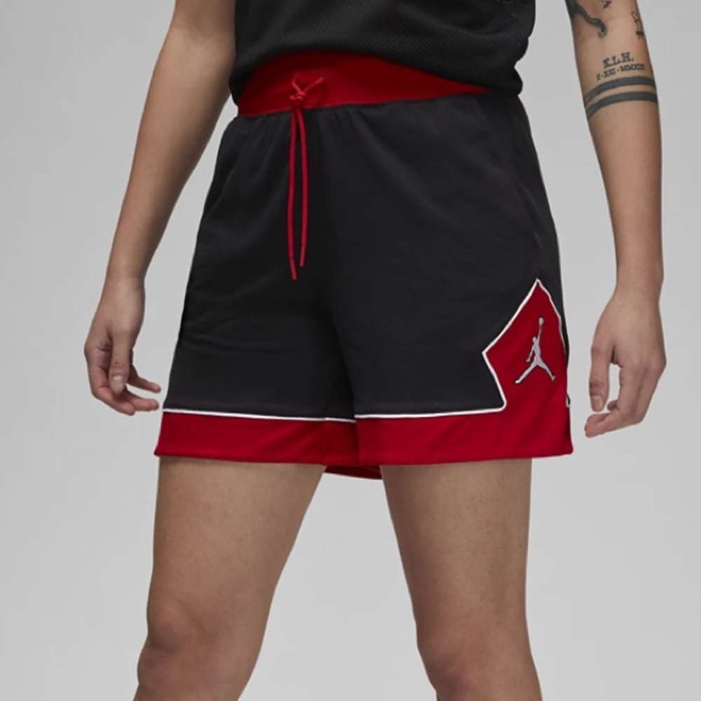 NWT Jordan Air Women's Diamond Loose Fitted Shorts Size XXL